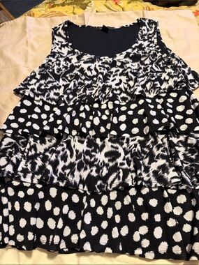 Style & Co. Black and White Tiered Ruffle tank top